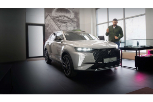 Запрошуємо на перший відеоогляд лімітованої колекції DS 7 JULES VERNE!